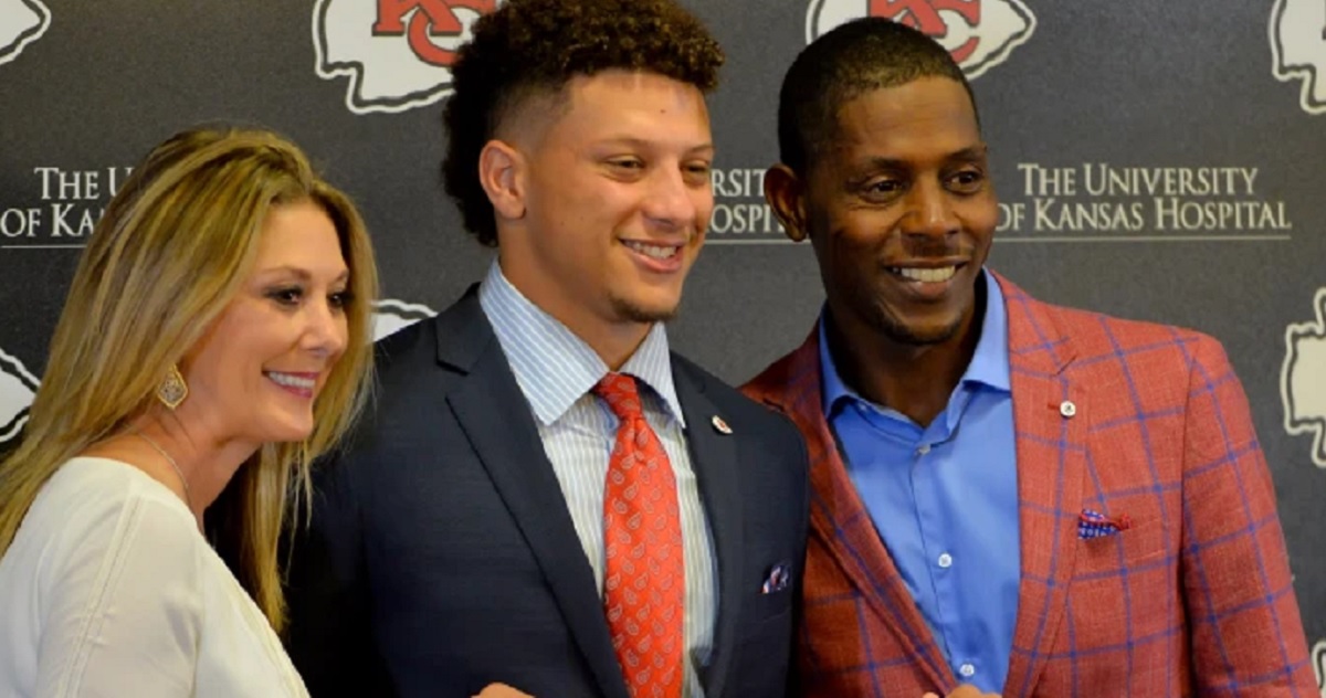'Overwhelmed Patrick Mahomes' Announced that his parents are going to re-marry soon after Many years of divorce ” They still finds reason to”...