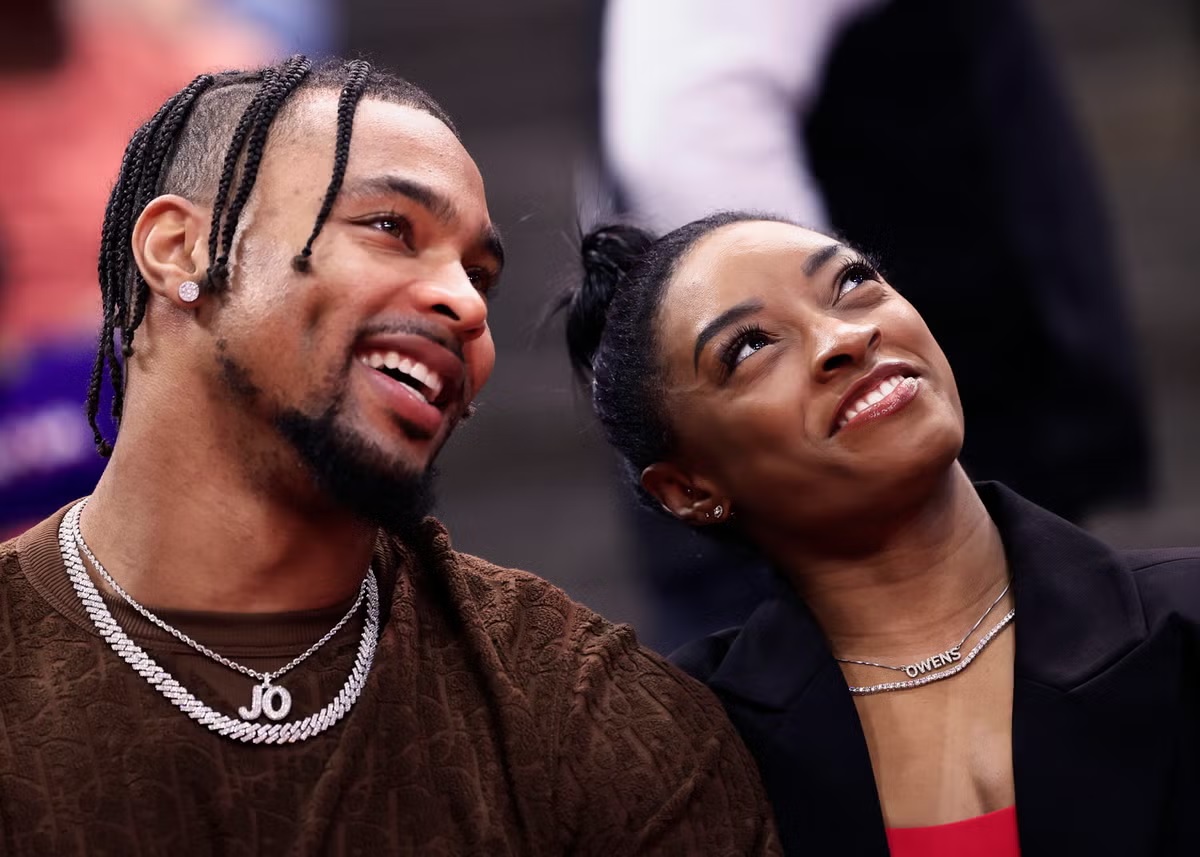 Simone Biles and Jonathan Owens