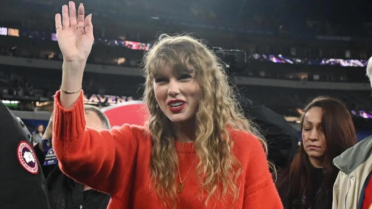 Taylor Swift Wave