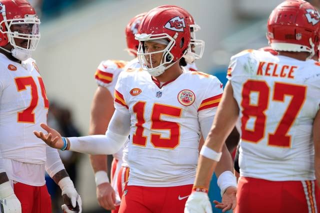 Travis Kelce and Patrick Mahomes at Chiefs Game