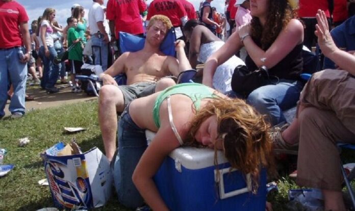 Drunk People Pass Out