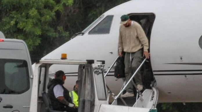 Travis Kelce in the airport