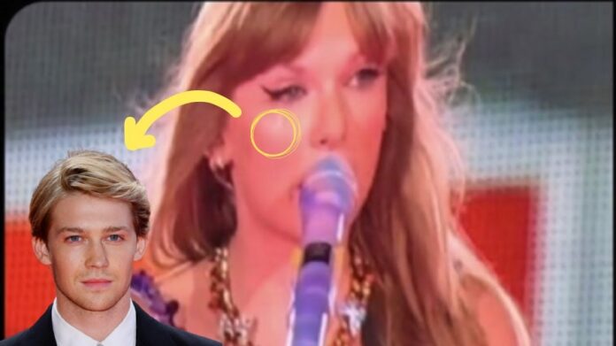 Taylor Swift Crying