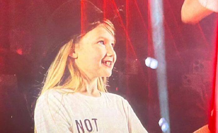 This little girl just had the best surprise ever at the Taylor Swift gig in Cardiff